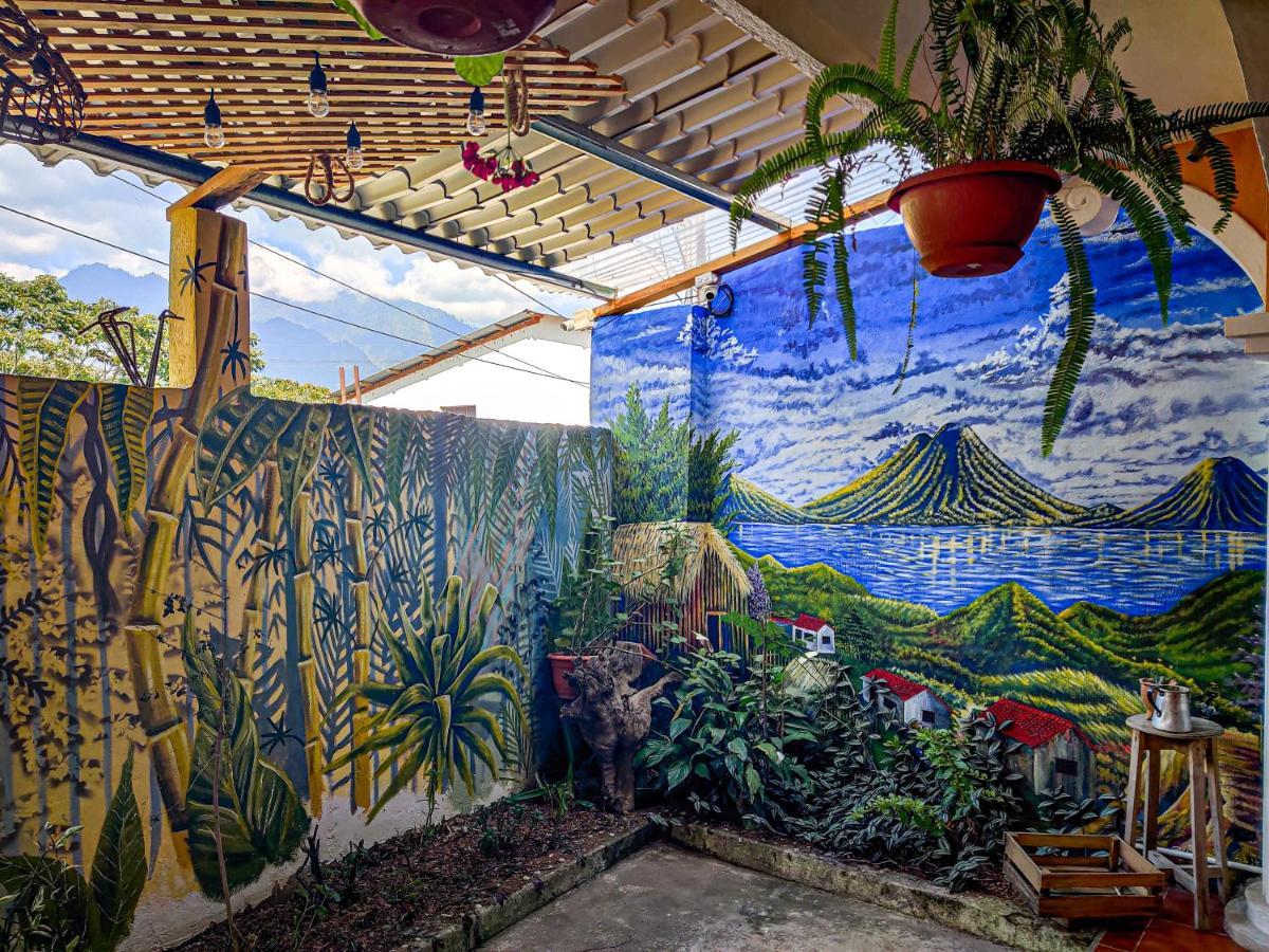 Casa Argentina San Juan La Laguna