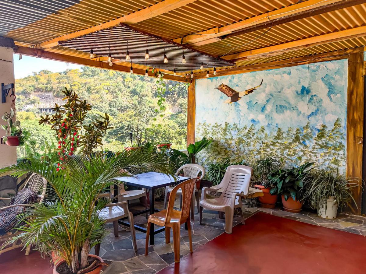 Casa Argentina * San Juan La Laguna